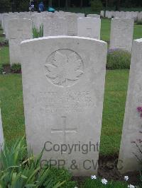 Etaples Military Cemetery - Fraser, David Chalmers